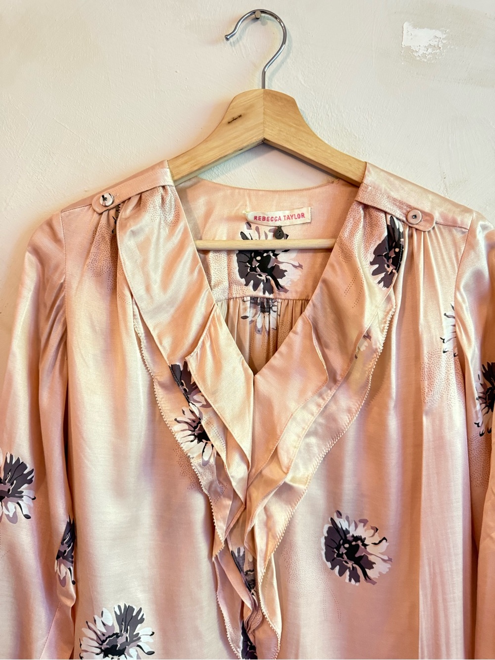 Rebecca Taylor Blush Silk Blend Floral Blouse | Ruffle V-Neck | Romantic Office - Picture 2 of 16
